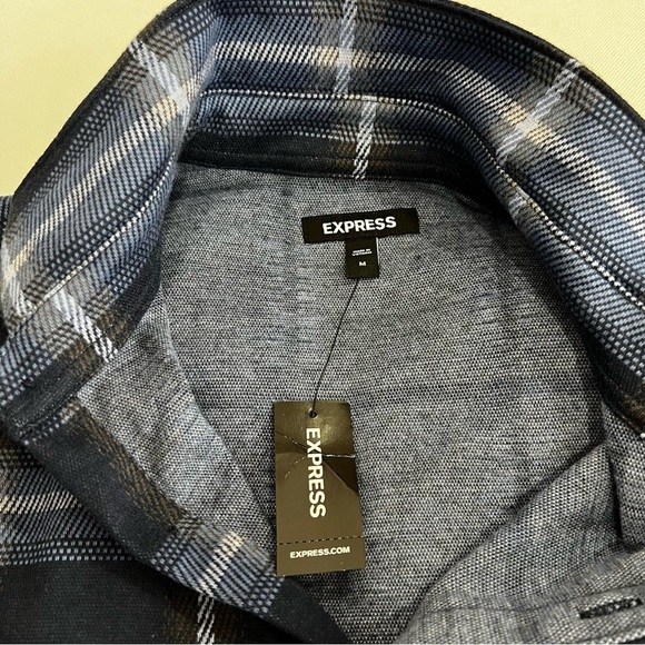 Express Blue Plaid Button-Up Shirt Flannel Comfy Soft Size Medium Long Sleeve - Picture 7 of 7